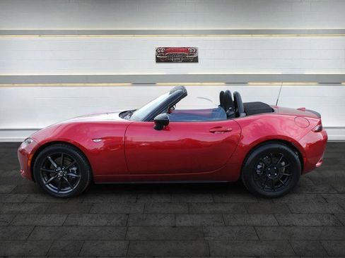 Used 2016 MAZDA MX-5 Miata Club image 16