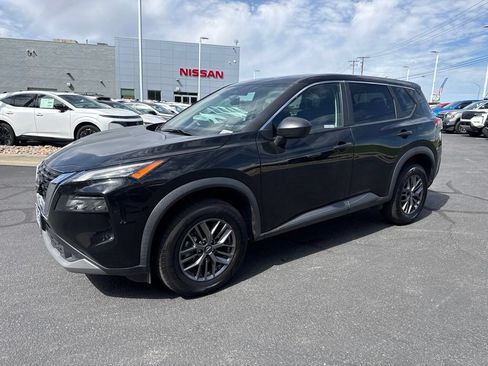 Used 2023 Nissan Rogue S AWD/4WD image 7