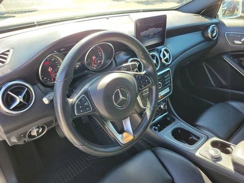Used 2019 Mercedes-Benz GLA 250 GLA 250 image 23