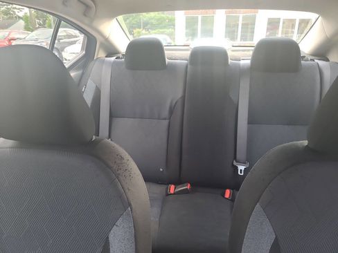 Used 2024 Nissan Versa SV w/ Trunk Package image 25