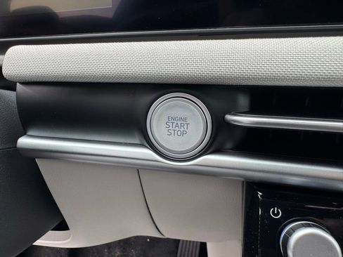 New 2026 Hyundai Tucson Limited AWD/4WD image 26