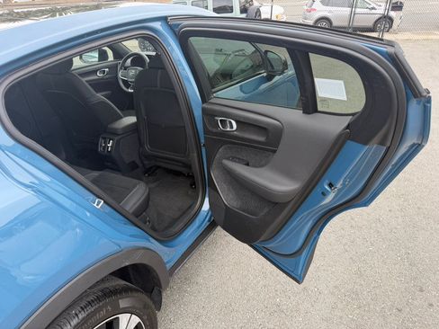 Used 2023 Volvo C40 P8 Recharge Plus w/ Protection Package Premier AWD/4WD image 35