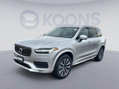 Used 2022 Volvo XC90 T6 Momentum w/ Climate Package