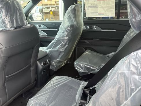 New 2026 Ford Explorer ST AWD/4WD image 32