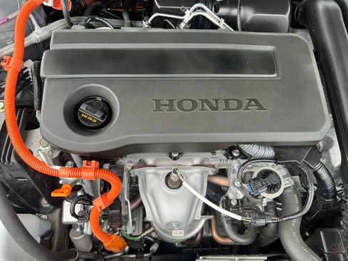 Used 2025 Honda Accord Sport image 28