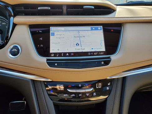 Used 2023 Cadillac XT5 Sportv w/ Platinum Package image 34