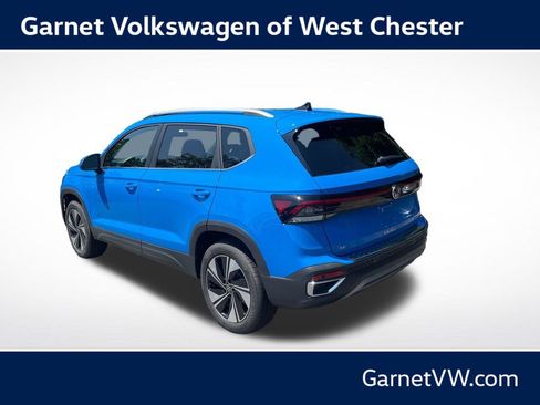 New 2026 Volkswagen Taos SE AWD/4WD image 3