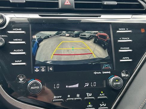 Certified 2020 Toyota Camry XLE image 31