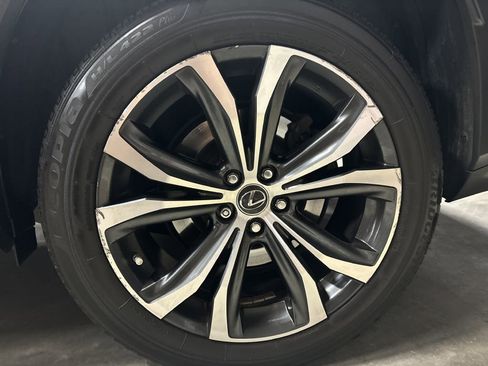 Used 2022 Lexus RX 350L FWD w/ Premium Package image 39