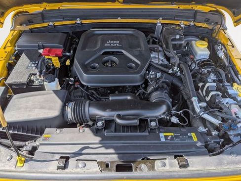 Certified 2021 Jeep Wrangler Unlimited Rubicon AWD/4WD image 33