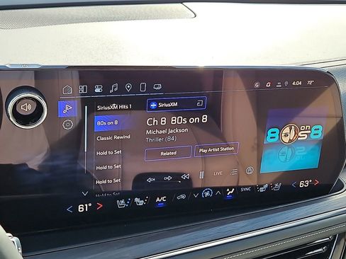 New 2025 Chevrolet Suburban Premier image 14