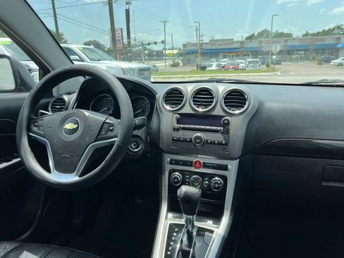 Used 2014 Chevrolet Captiva Sport LTZ FWD image 13