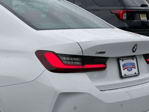 Used 2023 BMW 330i xDrive Sedan w/ Premium Package image 8