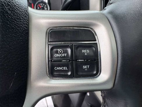 Used 2013 RAM 2500 Laramie w/ Convenience Group AWD/4WD image 15