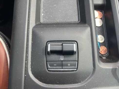 Used 2024 GMC Sierra 2500 Denali Ultimate image 53