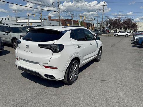 Used 2025 Buick Encore GX Avenir w/ Avenir Technology Package AWD/4WD image 13
