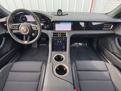 Used 2025 Porsche Taycan 4S w/ Premium Package image 13