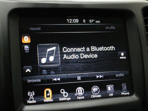 Used 2016 Jeep Cherokee Trailhawk image 29