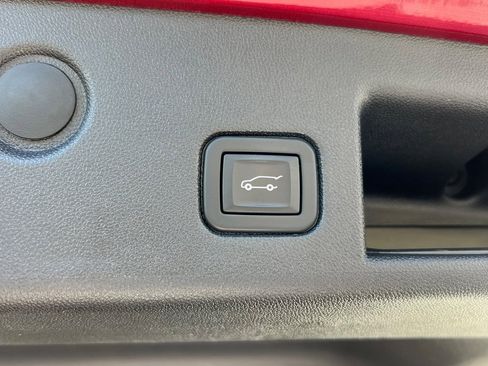 Used 2020 Chevrolet Equinox LT image 15