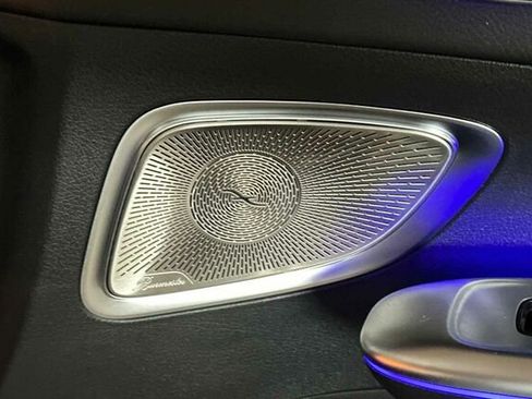 Certified 2025 Mercedes-Benz C 300 4MATIC Sedan image 21