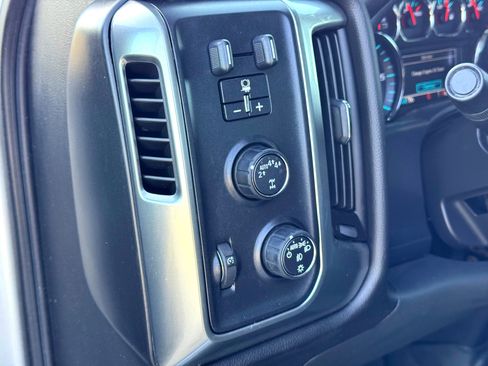 Used 2018 Chevrolet Silverado 1500 LT w/ All Star Edition image 13