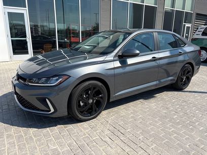 New 2025 Volkswagen Jetta SE