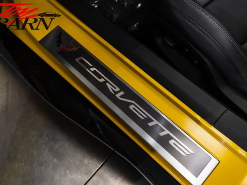 Used 2015 Chevrolet Corvette Z06 w/ 2LZ Preferred Equipment Group RWD image 28