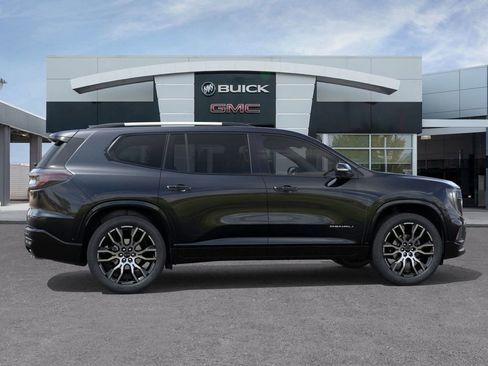 New 2026 GMC Acadia Denali Ultimate w/ LPO, Floor Liner Package image 5