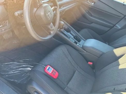 Used 2024 Honda Accord EX image 2
