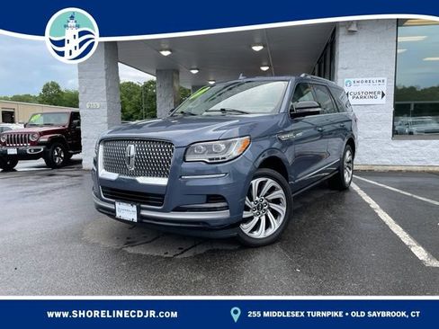 Used 2023 Lincoln Navigator Reserve AWD/4WD image 1
