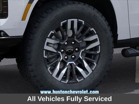 Used 2026 Chevrolet Tahoe Z71 w/ Comfort Package image 9