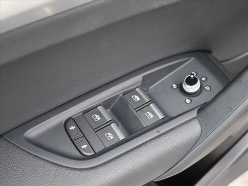 Used 2020 Audi Q5 2.0T Premium AWD/4WD image 12