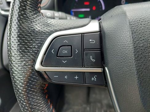 Used 2024 Toyota Sienna XSE w/ XSE Plus Package AWD/4WD image 39