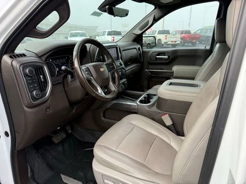 Used 2019 Chevrolet Silverado 1500 LTZ w/ LTZ Premium Package image 14