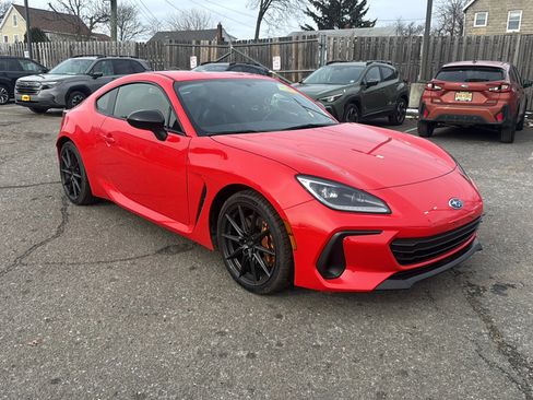 Used 2025 Subaru BRZ tS image 3
