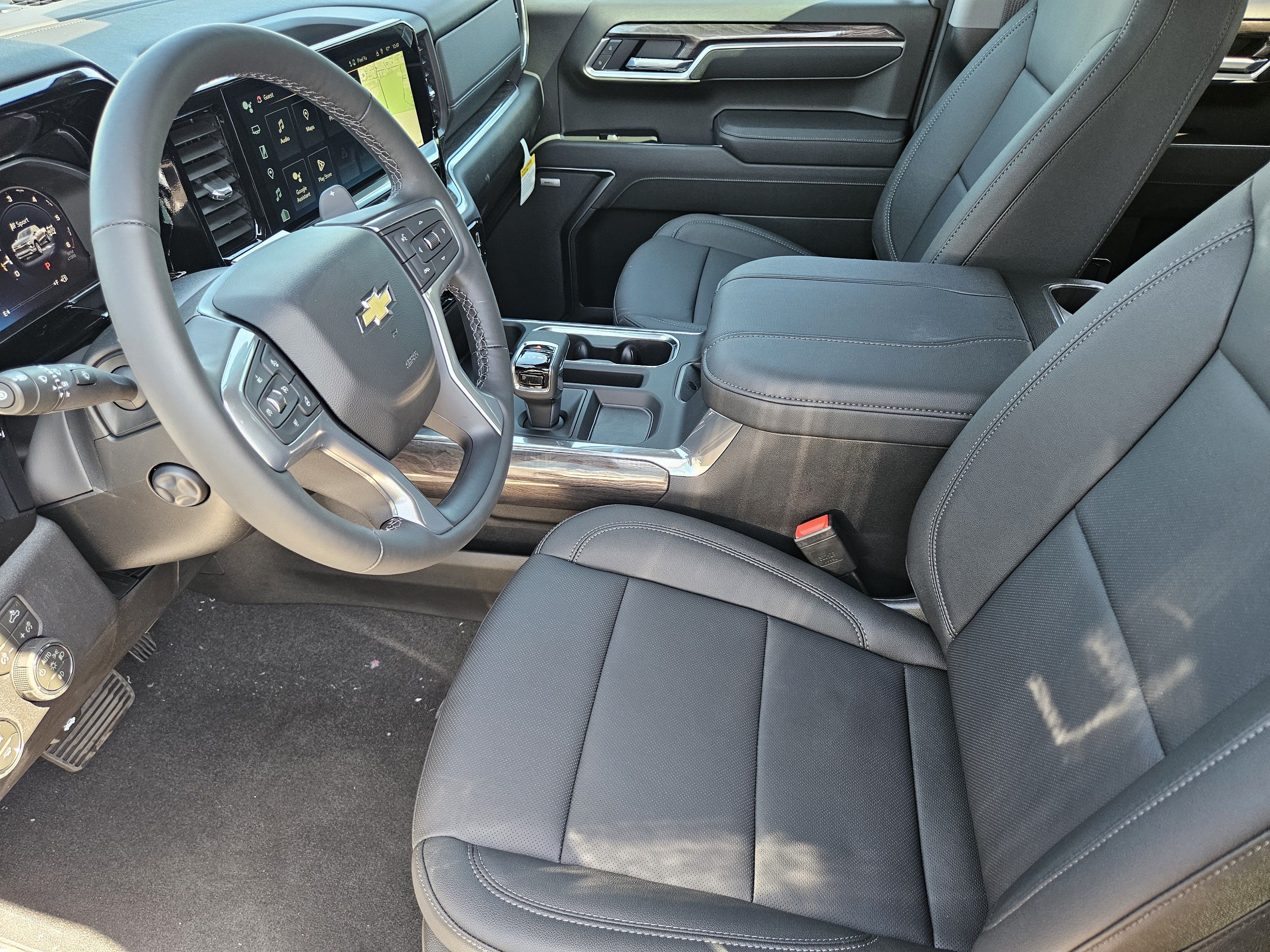 New 2026 Chevrolet Silverado 1500 LTZ w/ Technology Package AWD/4WD image 10