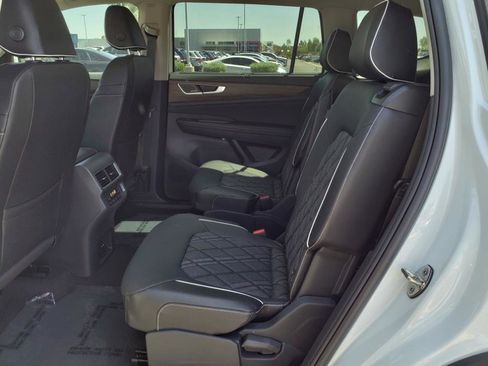 New 2025 Volkswagen Atlas SEL Premium R-Line image 10