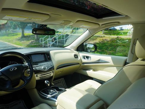 Used 2019 INFINITI QX60 Luxe w/ Essential Package AWD/4WD image 25