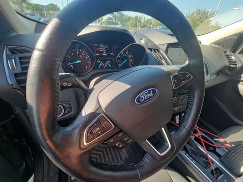 Used 2018 Ford Escape Titanium AWD/4WD image 7