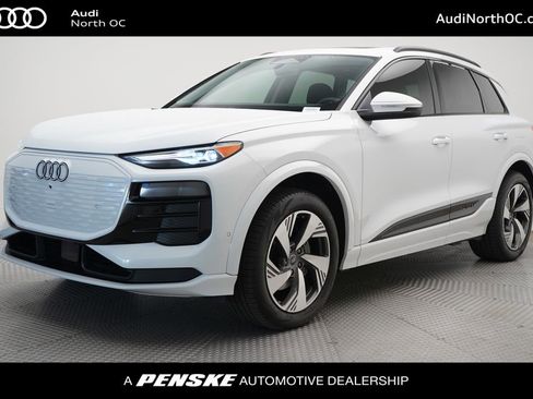 Used 2025 Audi Q6 e-tron Premium w/ Convenience Package AWD/4WD image 1
