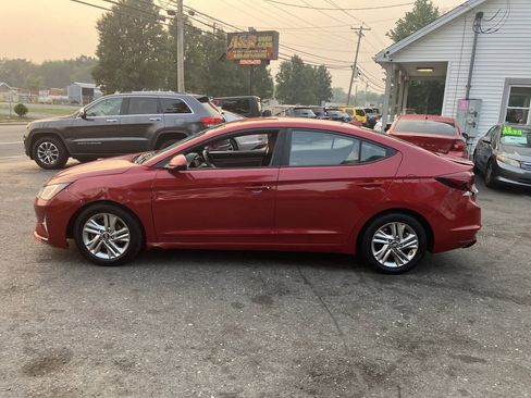 Used 2019 Hyundai Elantra SEL FWD image 10