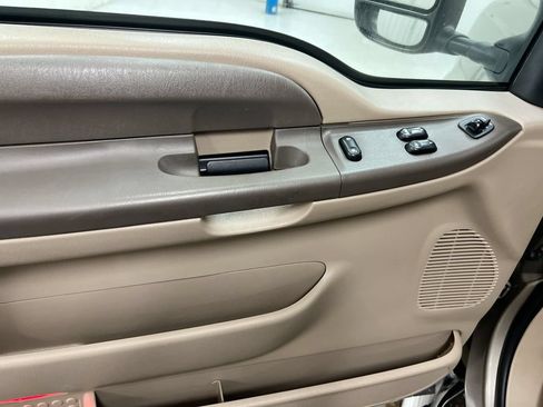 Used 2003 Ford F250 XL RWD image 19