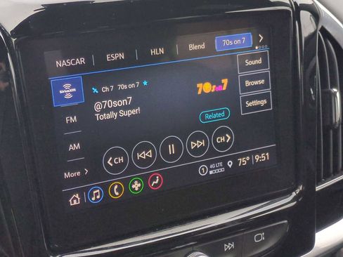 Used 2024 Chevrolet Traverse LT image 13