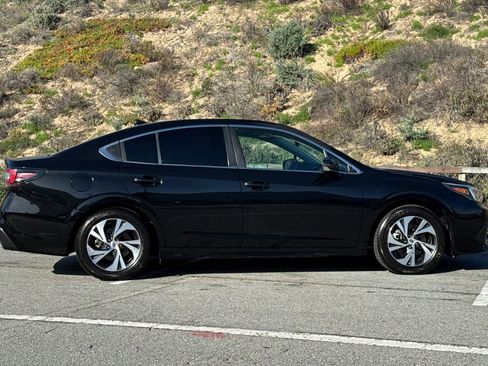 Used 2020 Subaru Legacy Premium image 6