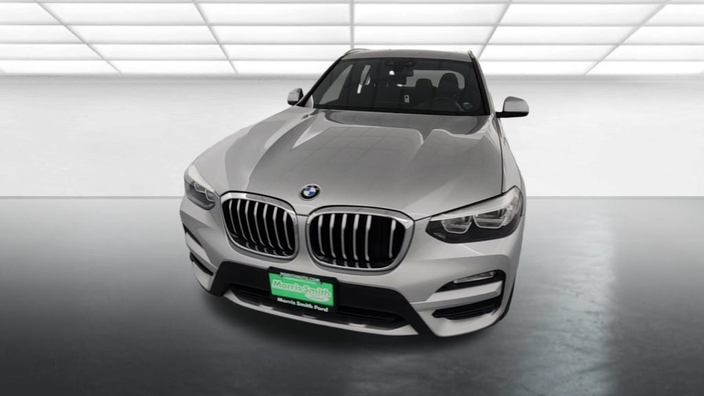 Used 2019 BMW X3 xDrive30i AWD/4WD image 2