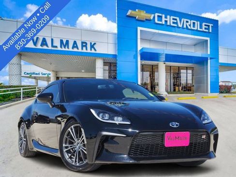 Used 2025 Toyota GR86 Premium image 1