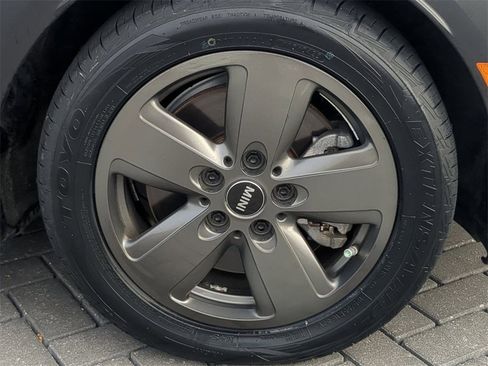 Used 2022 MINI Cooper S image 12