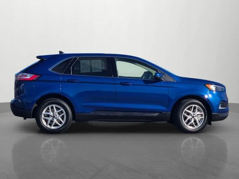 Used 2024 Ford Edge SEL image 7