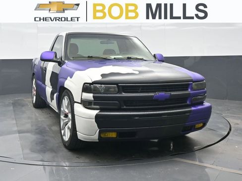Used 2000 Chevrolet Silverado 1500 LS image 1