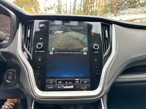 Used 2025 Subaru Outback Onyx Edition XT image 17